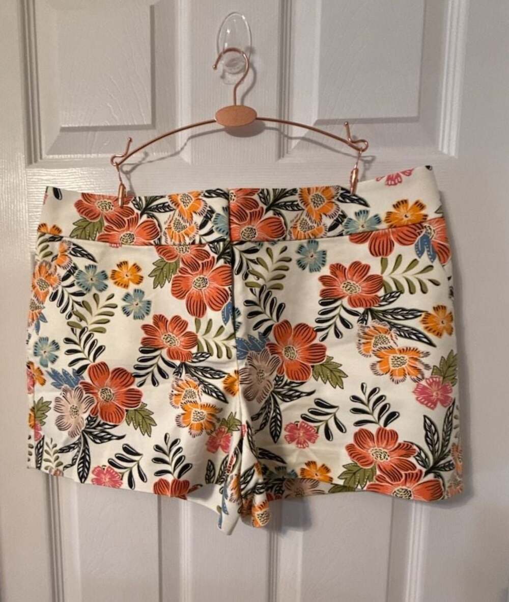 LOFT Riviera Floral Print Mid Rise Shorts Sz 10 4” Inseam Cotton Blend Chino NWT